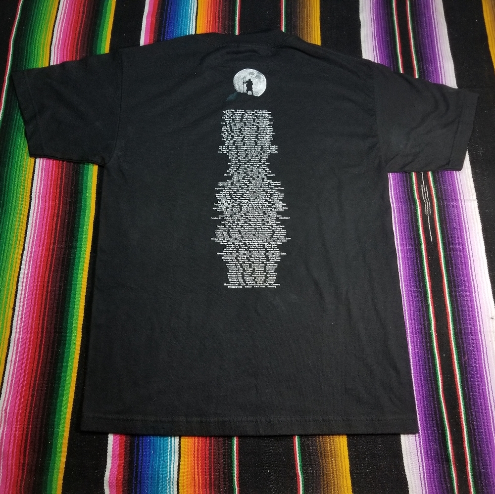 T-Shirt - Picture 4 of 5